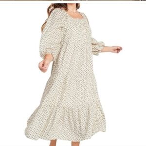 Old Navy Cream Floral Maxi Dress